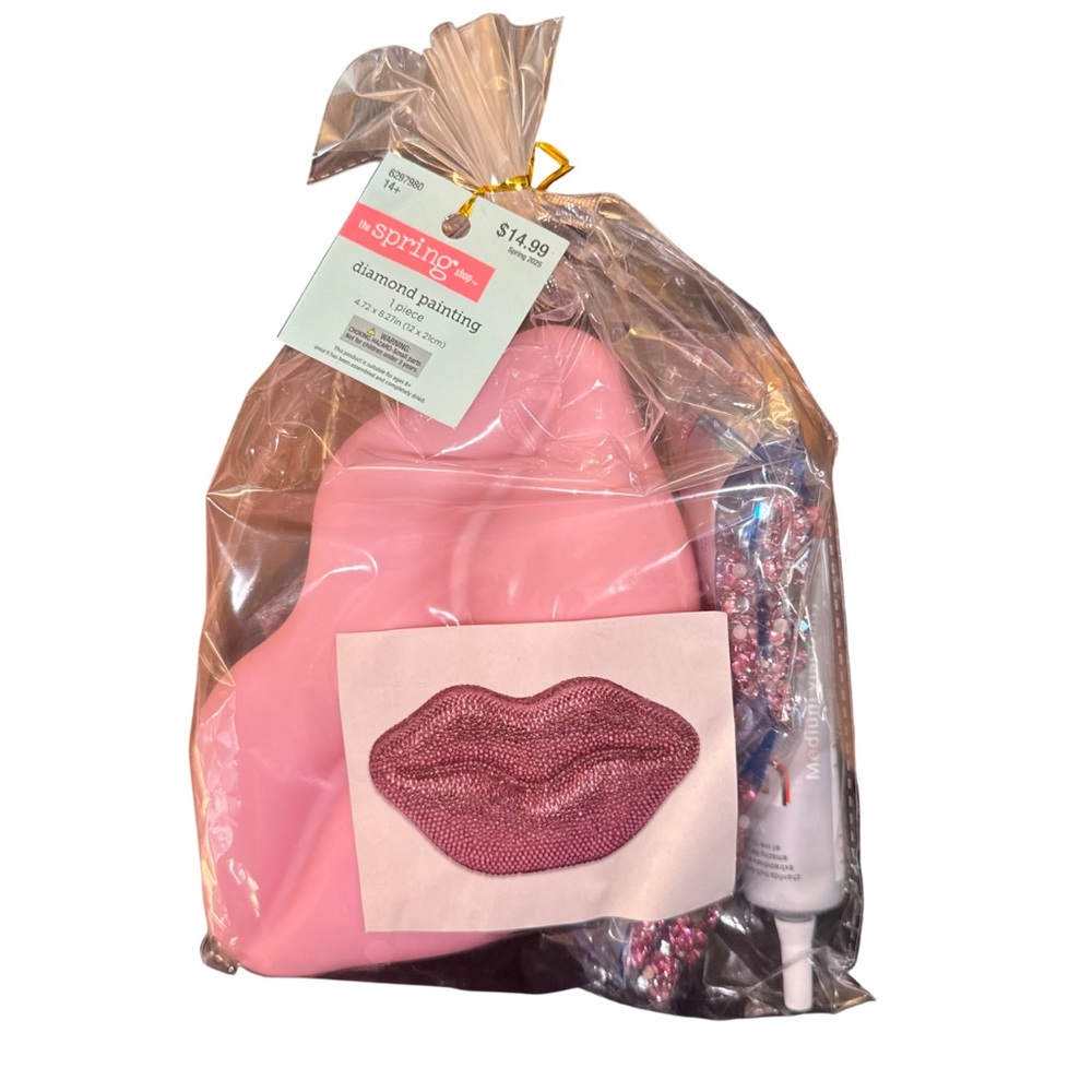 Diamond painting kit lips